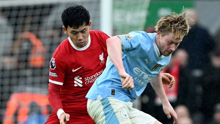 リヴァプール遠藤航、プレミア公式週間ベスト11選出！「シティ戦キーマン」とシアラー絶賛