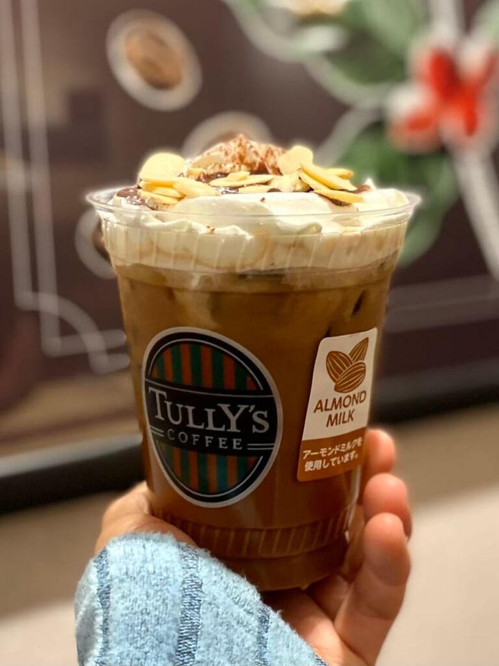 タリーズメニュー「カカオ香るアーモンドミルクラテ」