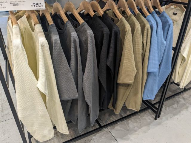 ワークマン「ふんわりワッフルカラー展開」