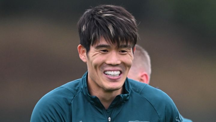 冨安健洋、アーセナルの練習でDFとは思えない圧巻ゴールを決める「トミヤスゥ！」