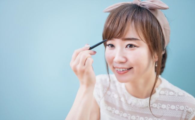 40代からは自分磨きを楽しみたい！眉毛を整えて若返りを試みた結果【体験談】
