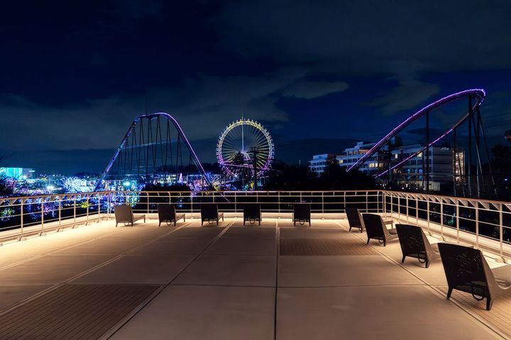 「ジュエルイルミネーション」開催中は、ステキな夜景も楽しめます