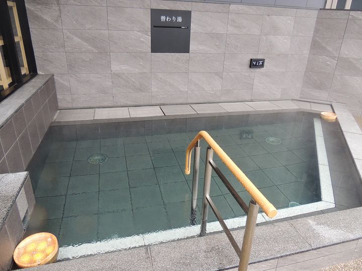 替わり湯では、季節にあわせて、ゆず湯などのお風呂を楽しめます