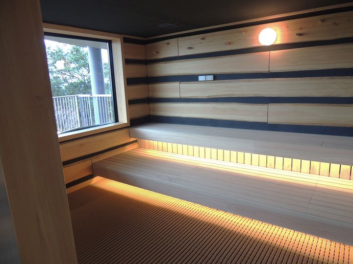 カップルでサウナを楽しむことができる「白樺の間」