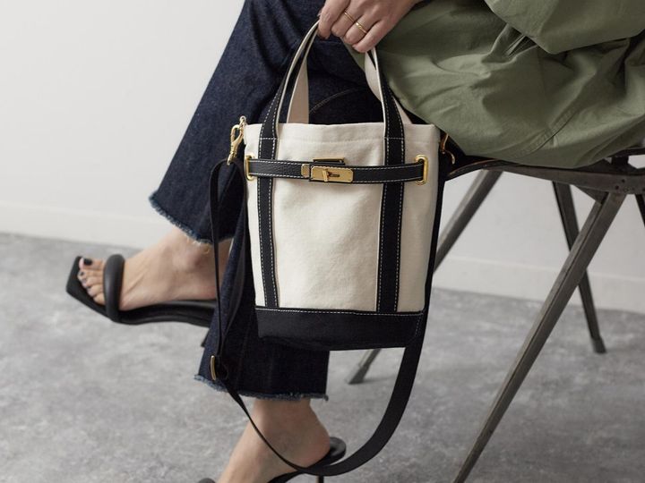 画像: 「【SITA PARANTICA】CVL バケツ2WAYバッグM」[縦28×横30×マチ20cm]￥29,700 出典：ジャーナル スタンダード レサージュ