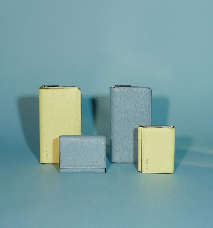 画像: 【グッチ】＜メンズ＞＜上段＞「日本限定 ジップアラウンド ウォレット」各¥105,600（税込）、＜下段＞「日本限定 三つ折りミニウォレット」各¥94,600（税込） 出典：グッチ