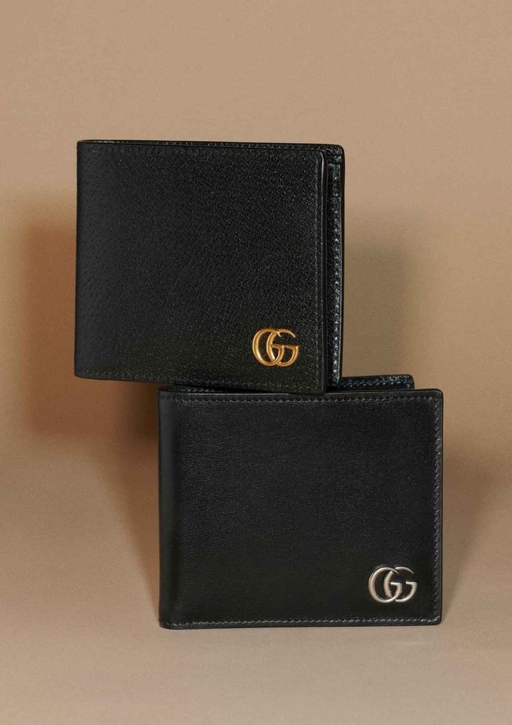 画像: 【グッチ】＜メンズ＞＜上＞「2つ折り ミニウォレット」￥79,200（税込）、＜下＞「2つ折り ミニウォレット」￥72,600（税込） 出典：グッチ
