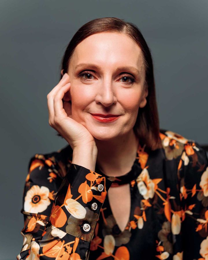 ノラ・トゥーミー監督