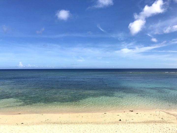 ケイビングの聖地！沖永良部島の原田酒造スパークリング黒糖焼酎と、東マンゴー園のコンフィチュールとジャム【旅するデザイナーがおすすめする旅先でのお土産たち！】