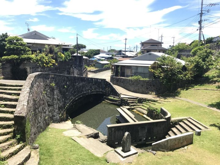ケイビングの聖地！沖永良部島の原田酒造スパークリング黒糖焼酎と、東マンゴー園のコンフィチュールとジャム【旅するデザイナーがおすすめする旅先でのお土産たち！】
