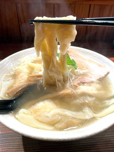 「純手打ち 麺と未来☆海老塩雲呑」【奥山佳恵の『ラーメン天国』第百二十八回】の画像5