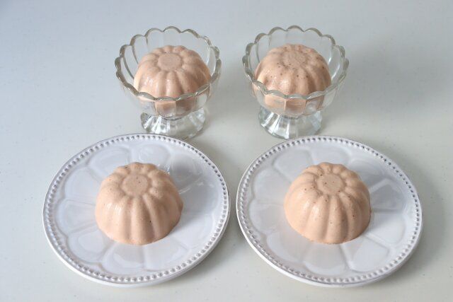 苺ババロア レシピ ババロアを型から外す