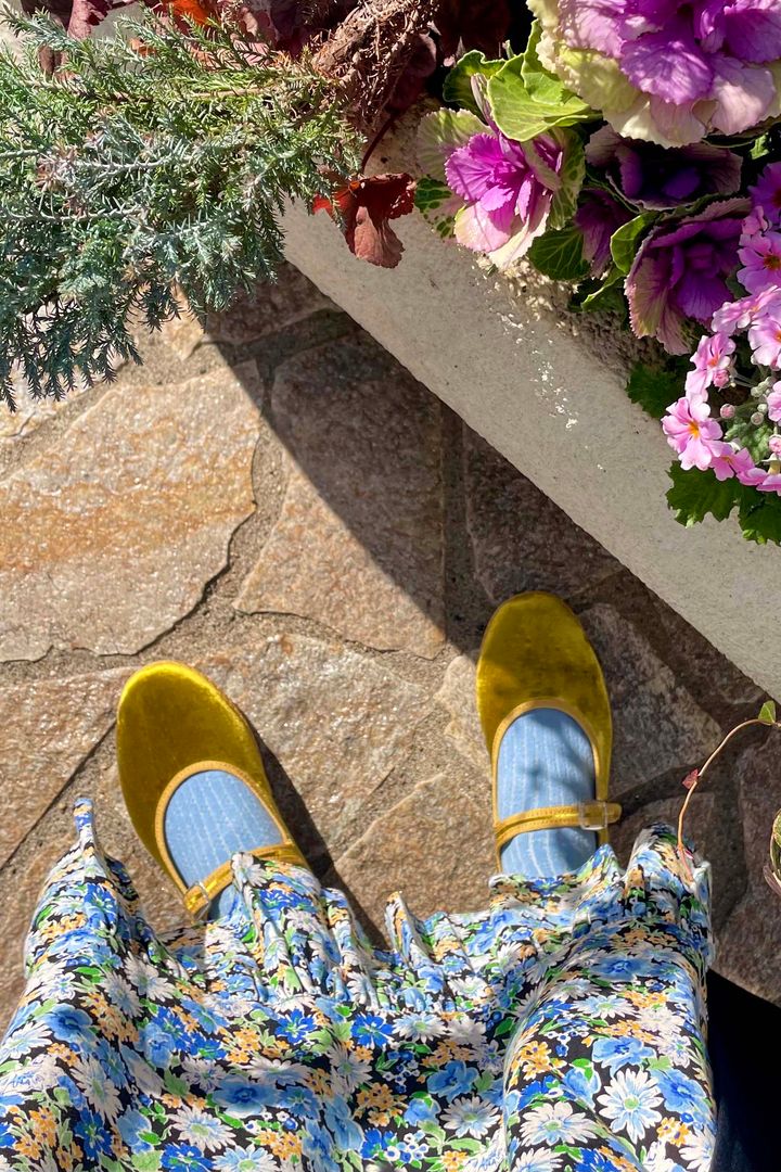 2024春夏婦人靴◇ 新しいシーズンを足元から、きれいな色のフラットシューズ【ささやかですてきなもの 大谷有紀 vol.184】