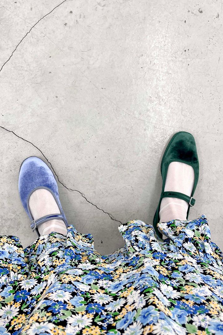 2024春夏婦人靴◇ 新しいシーズンを足元から、きれいな色のフラットシューズ【ささやかですてきなもの 大谷有紀 vol.184】