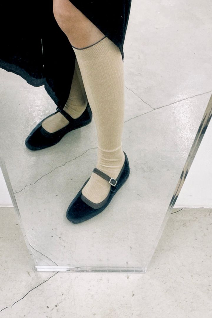 2024春夏婦人靴◇ 新しいシーズンを足元から、きれいな色のフラットシューズ【ささやかですてきなもの 大谷有紀 vol.184】