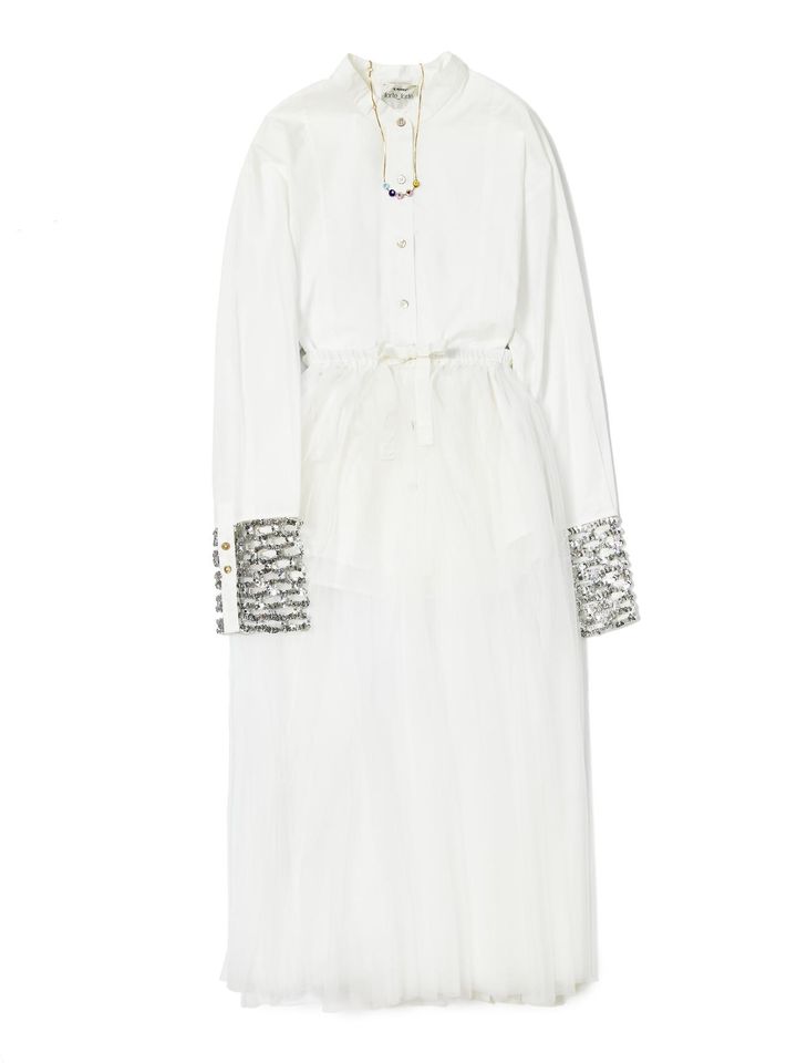 画像: ブラウス￥86,900、スカート￥97,900、ネックレス￥42,900すべて【フォルテ フォルテ】 出典：フォルテ フォルテ