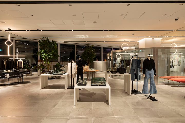 洋服から食べ物まで！ベイクルーズの新業態〈SELECT by BAYCREW’S〉が虎ノ門ヒルズにオープン