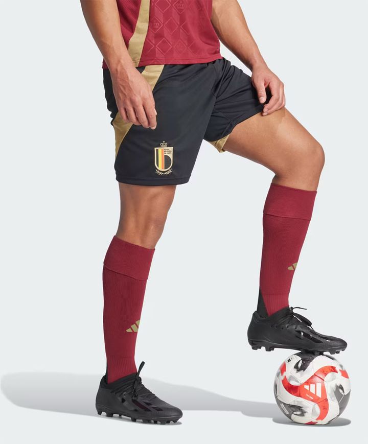 ベルギー代表のEURO2024新ユニフォームが登場！水色アウェイは漫画『タンタンの冒険』デザイン