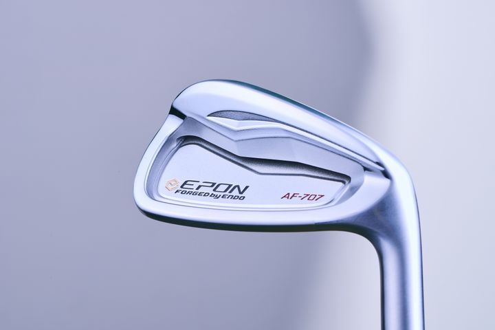 ジャンボ尾崎、プロデュースのアイアンを鹿又がレビュー！「打感や操作性が…」