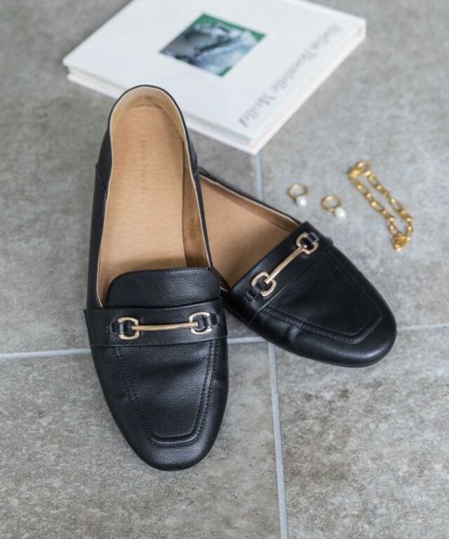 画像1: 出典：.st