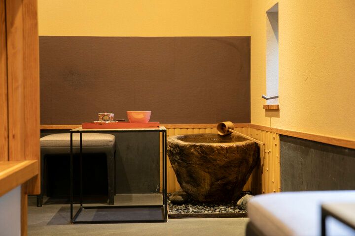 抹茶とスイーツを茶室でいただける和カフェ・神楽坂「和茶」。茶会体験も♪