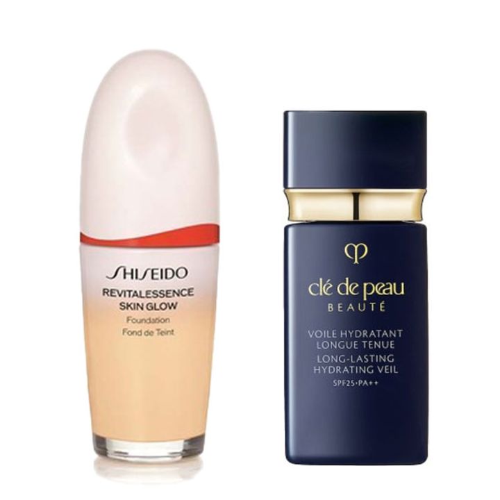 左：SHISEIDO エッセンス スキングロウ ファンデーション