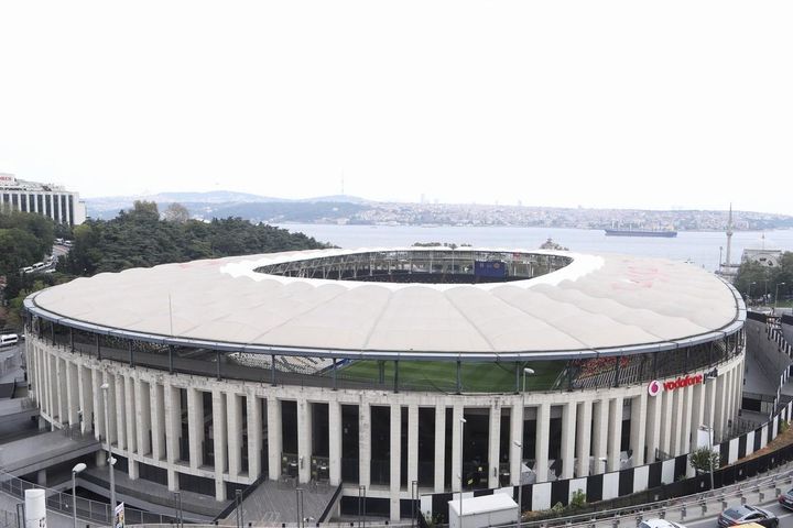 サッカーファンが「ヨーロッパの旅で訪れるべき13のスタジアム」