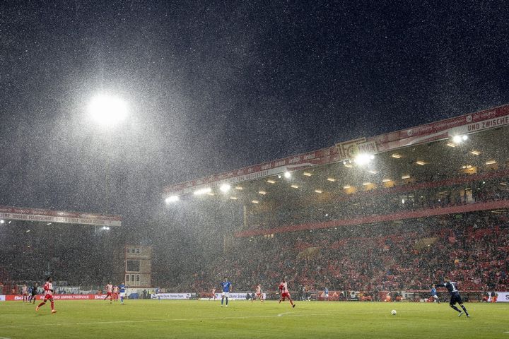 サッカーファンが「ヨーロッパの旅で訪れるべき13のスタジアム」