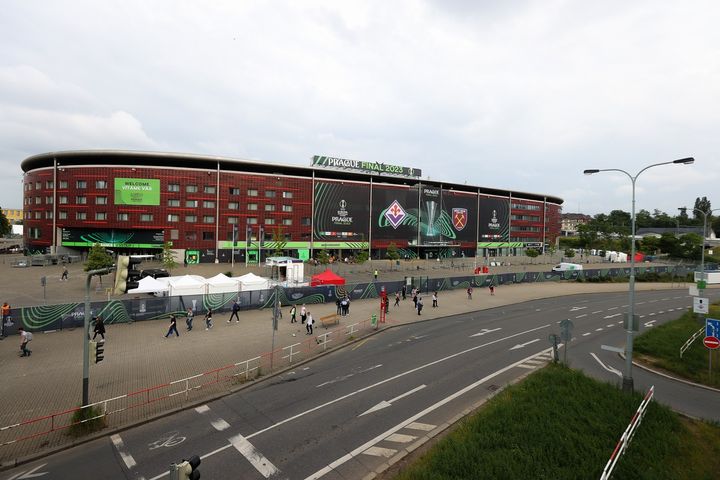 サッカーファンが「ヨーロッパの旅で訪れるべき13のスタジアム」