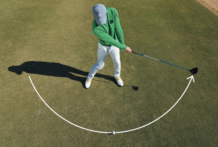 石川遼のドライバーから学ぶ！“飛距離の出るインパクト”の作り方とは？