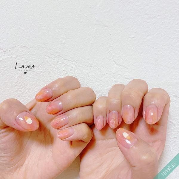 LAURA POMPONNEEが投稿したネイルデザイン [photoid:I0103797] via Itnail Design (730110)