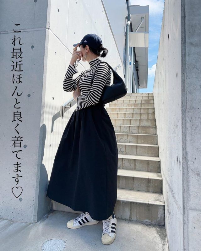 ニューエラ「キャップコーデの女性3」