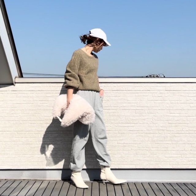 ニューエラ「キャップコーデの女性6」