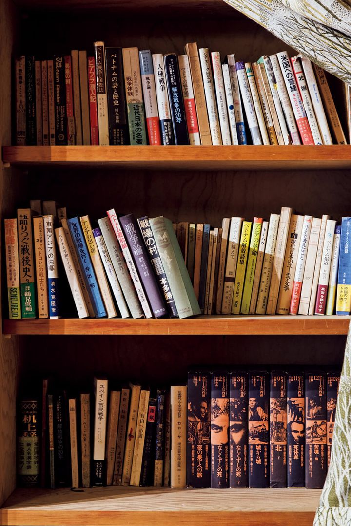 神奈川〈茅ヶ崎市開高健記念館〉内観