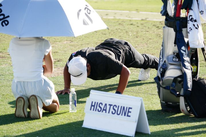 久常涼、ガールフレンドと”腕立て伏せ”…!? その理由とは？