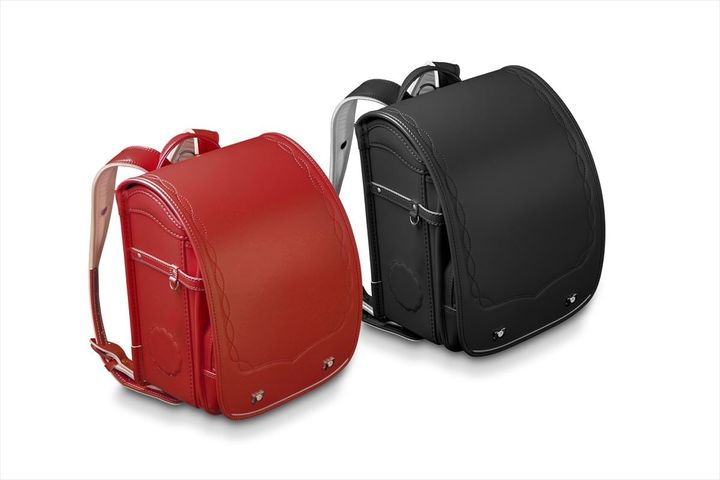 親320人が「ランドセル」を購入した予算は…