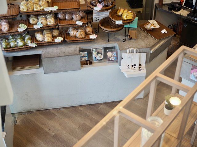 カモガワベーカリーの店内