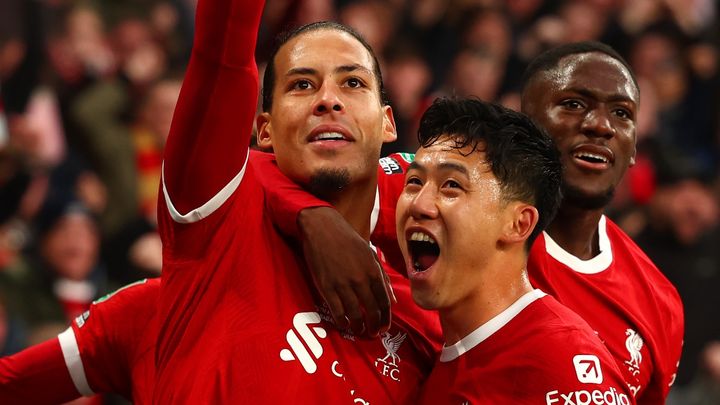 遠藤航が明かす！リヴァプールでのファンダイクの呼び方とは 「ファンダイクって呼ばないし」