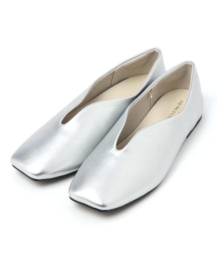 画像4: 出典：.st