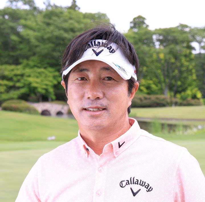 グリップだけで“飛距離”は変わる！シニアプロおすすめの握り方とは？