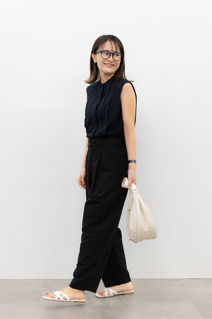 コントワー・デ・コトニエのリネンブレンドタックテーパードパンツ