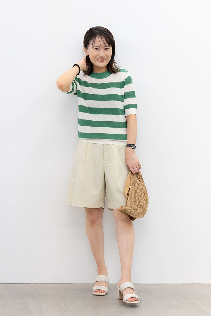 ユニクロとコントワー・デ・コトニエのリネンブレンドショーツとリネンブレンドセーター