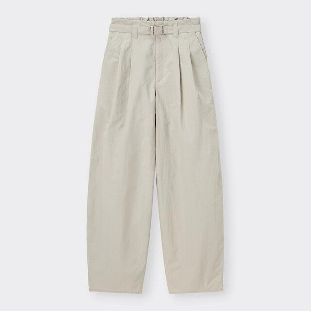 GUの新作パンツ