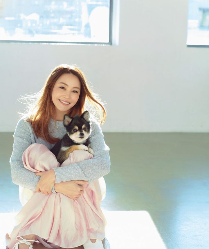 観月ありささんと愛犬のルナちゃん 雑誌GLOWインタビュー