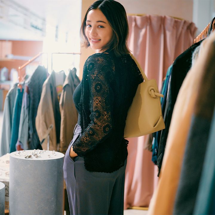 木佐貫まや,レースニット,ニットコーデ