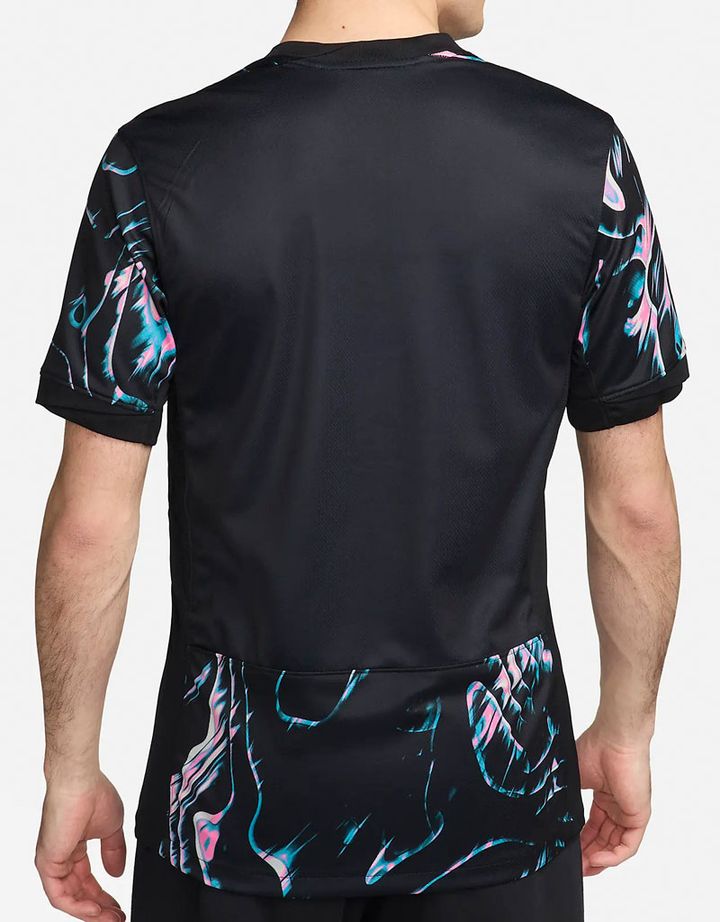 異彩放つ攻めのデザイン！？韓国代表が2024新ユニフォームを発表 「伝統的な建築と工芸品」に触発