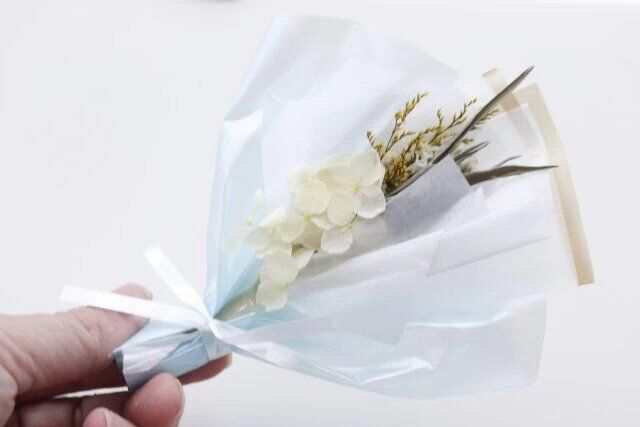セリアのドライプリザラッピングブーケのデザイン