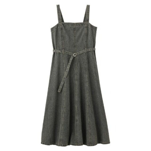 しまむらのデニムジャンパースカート