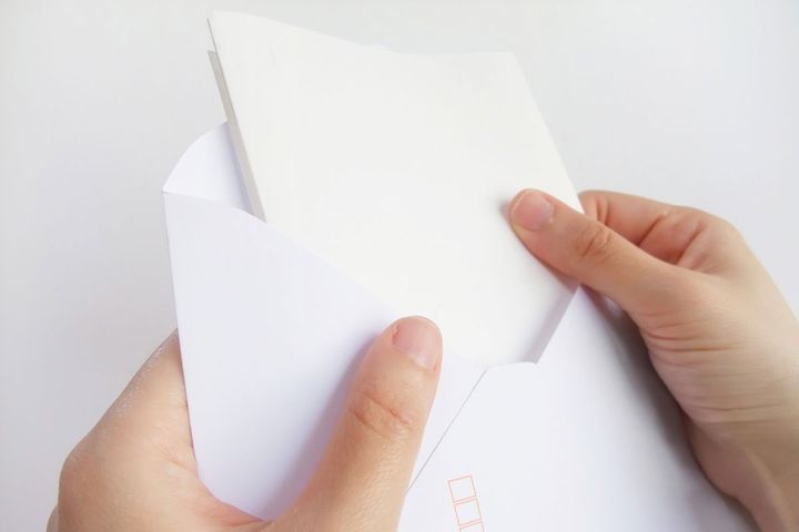 人の荷物の開封アリ？ナシ？SNSでたびたび物議