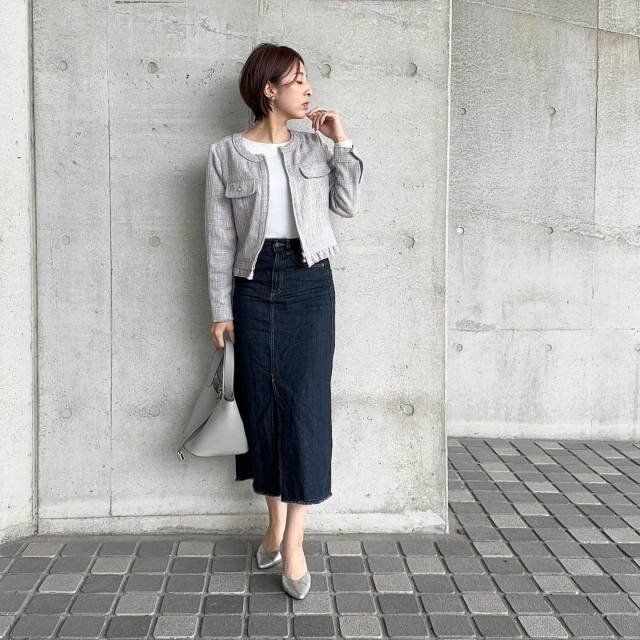 2024年春大人女子におすすめの黒スカートコーデ